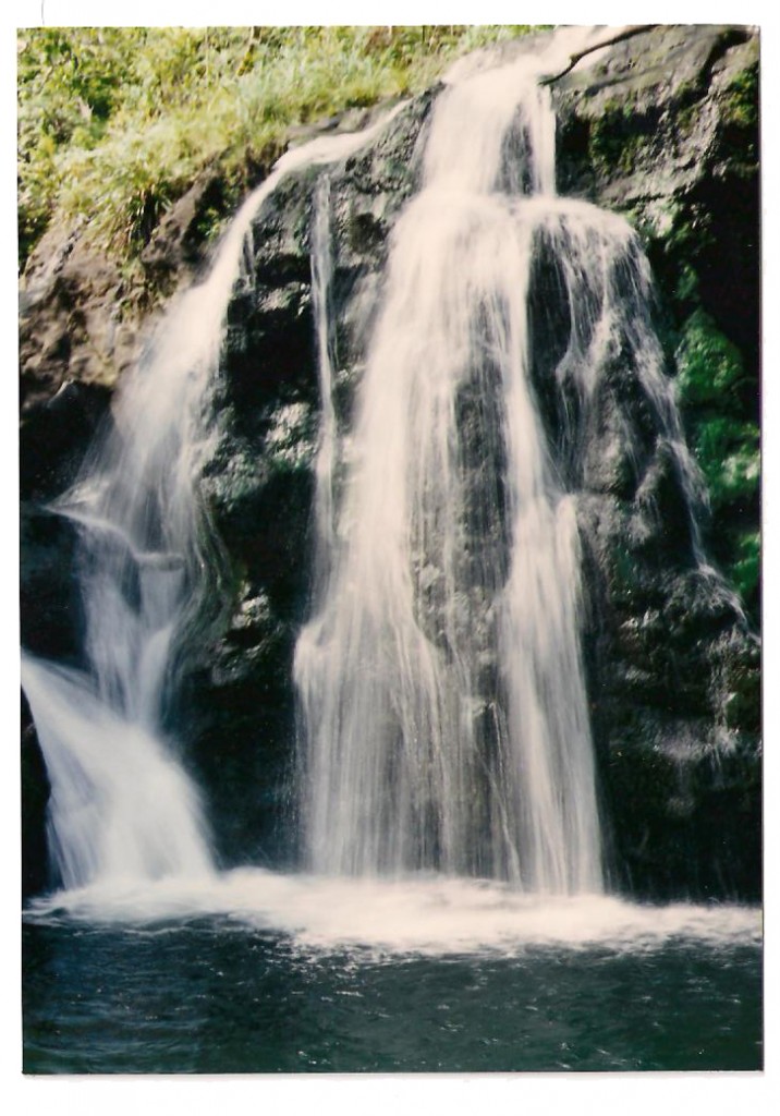 kauai-waterfall